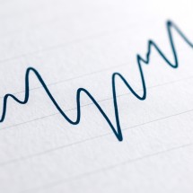 A fluctuating line chart representing real-time odds movement